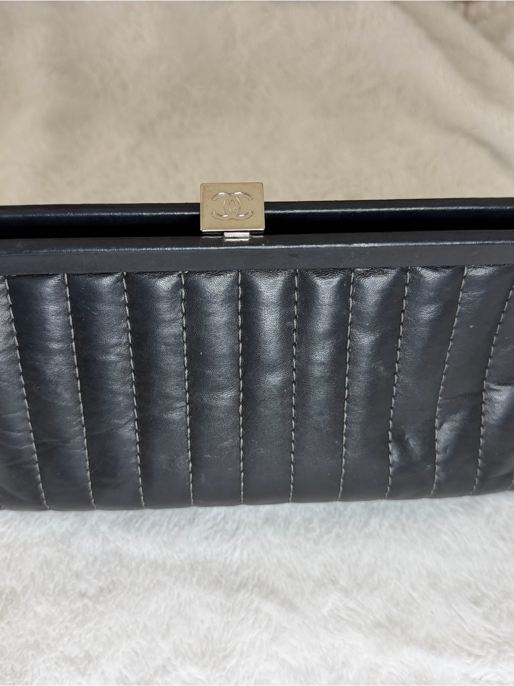 CHANEL Black Quilted Leather Wristlet Clutch - Picture 5 of 5